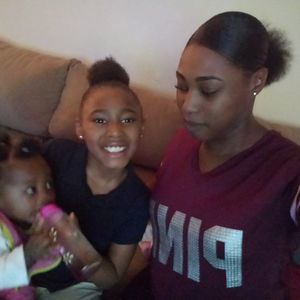 Meet your Posher, Elizabeth